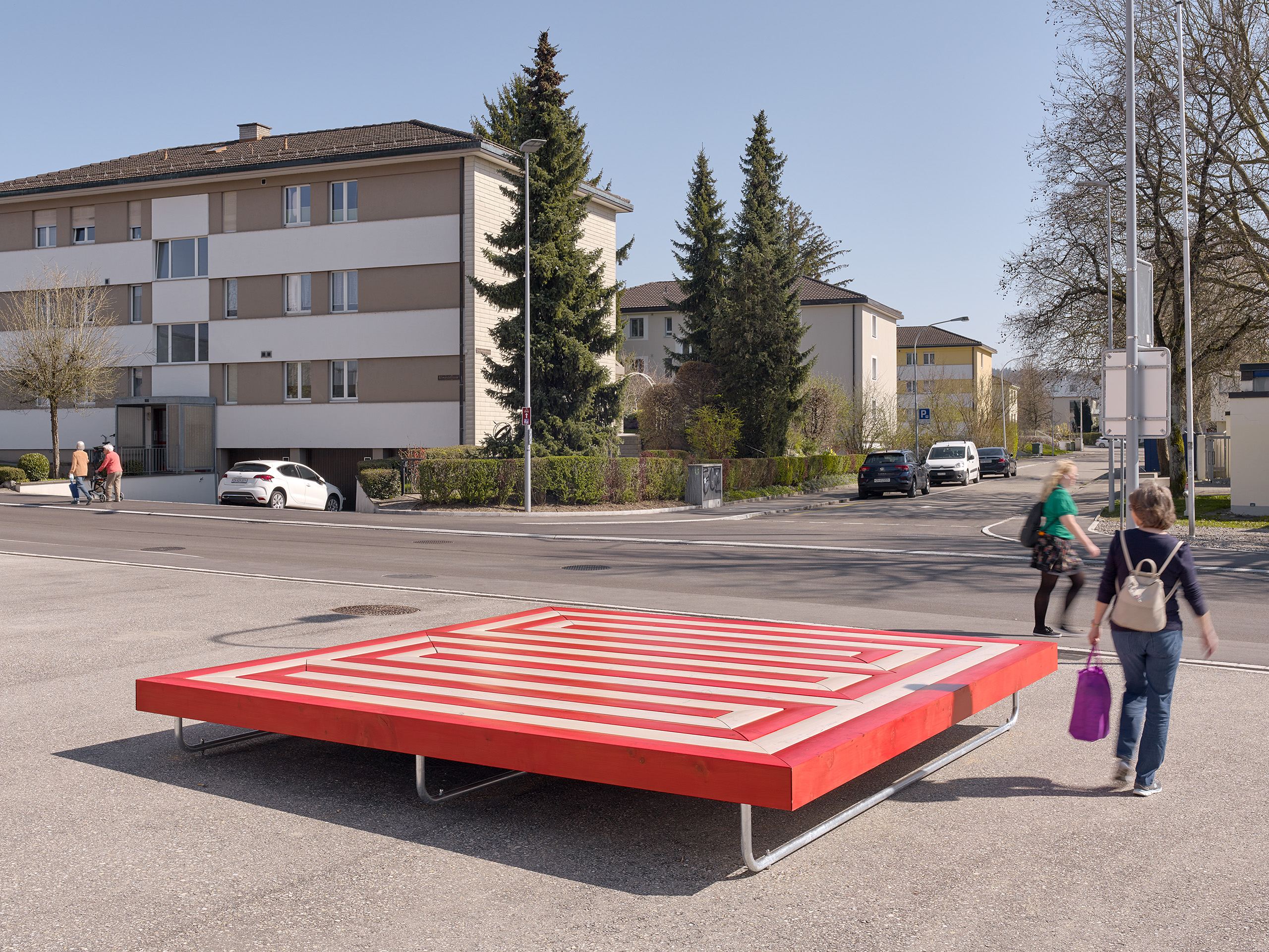 Farbsockel by Kerim Seiler